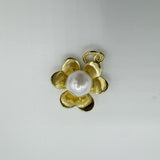 Clover with Pearl Charm